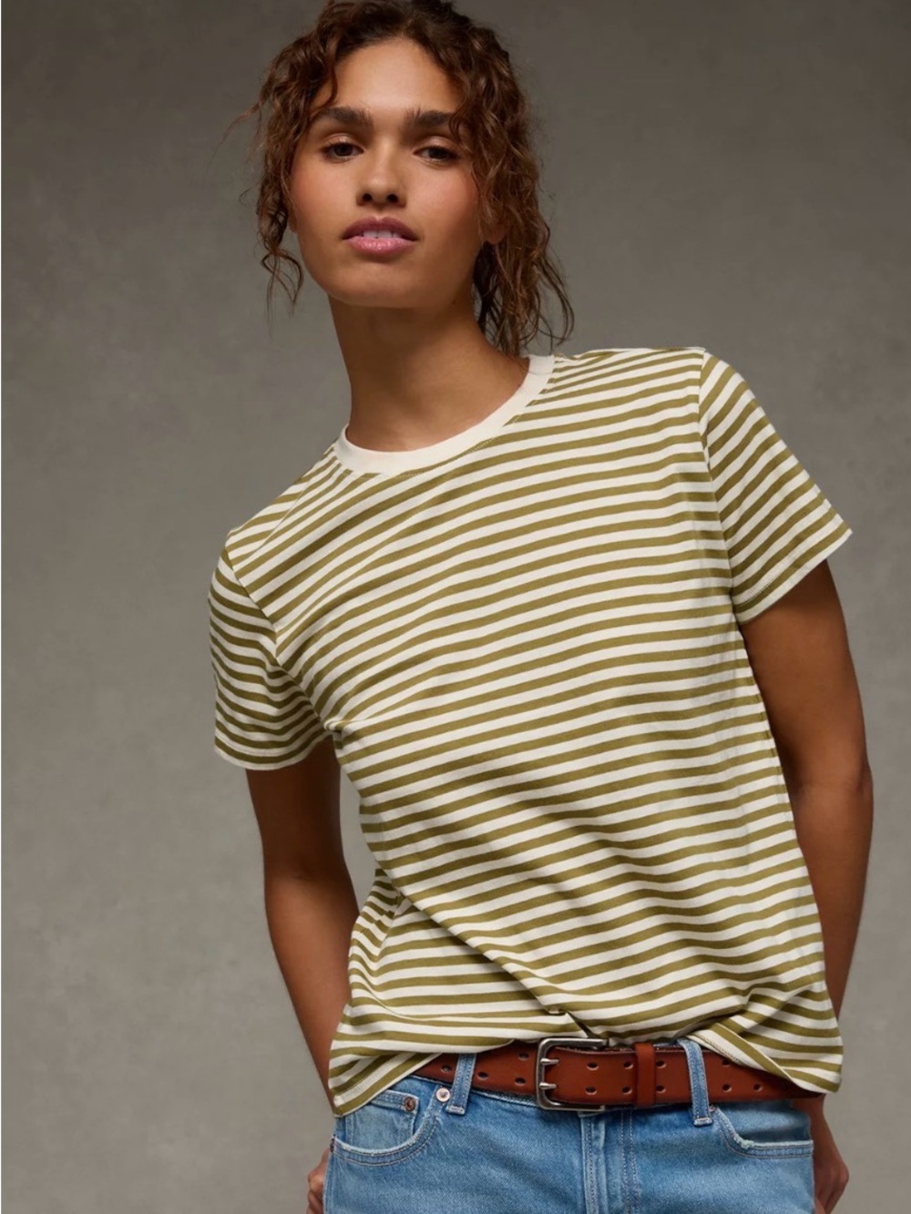 American Eagle - NWOT - Short Sleeve T-Shirt
